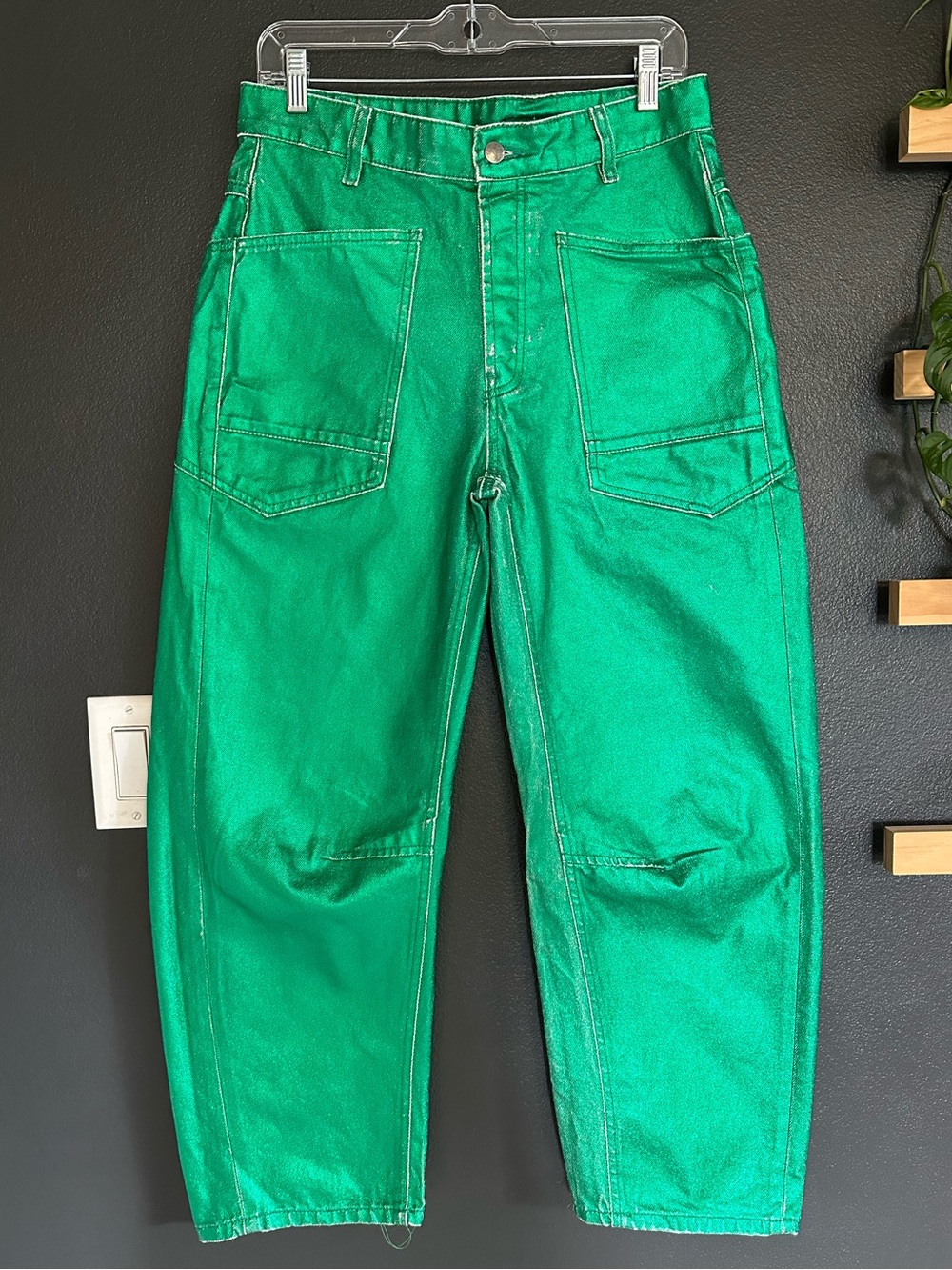 Free People Moxie Metallic Green Barrel Jeans Sample Factory Distressed NWOT 26